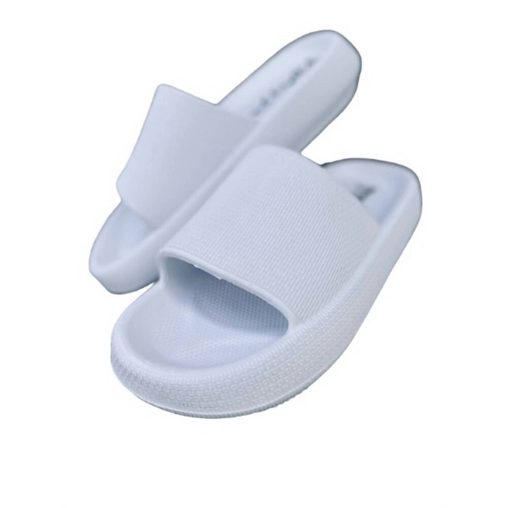 NEW GYPSY JAZZ women's julius slip on in white